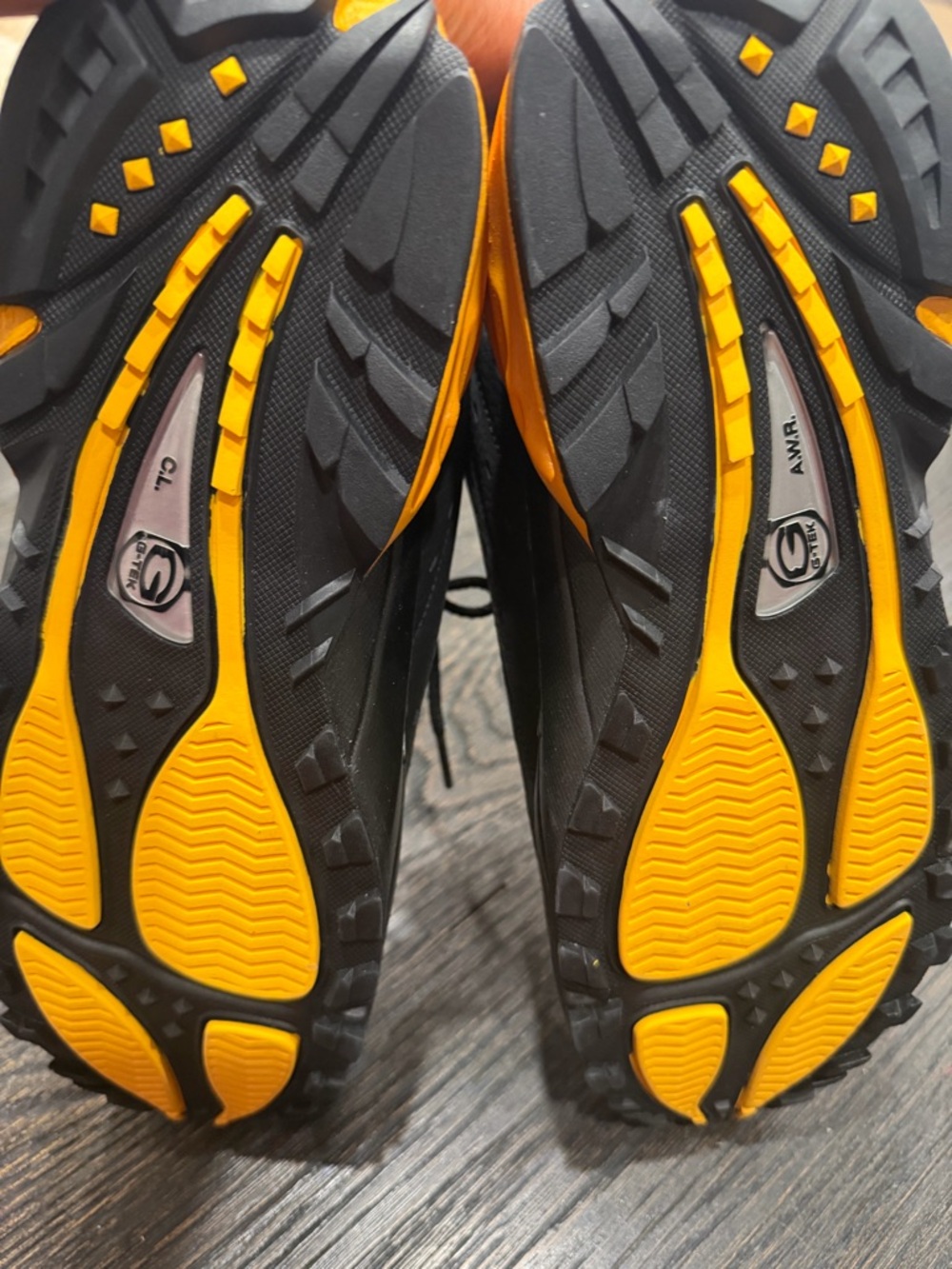 Nike Hot Step Air Terra Drake NOCTA Black Yellow Mens Shoes size 8.5 - Picture 9 of 9